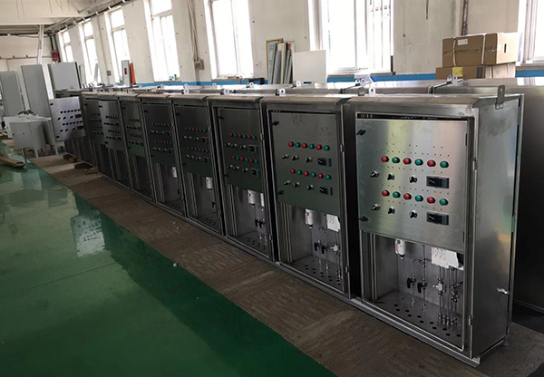 大连plc控制柜,大连配电箱,大连高低压开关柜 大连plc控制柜,大连配电箱,大连高低压开关柜